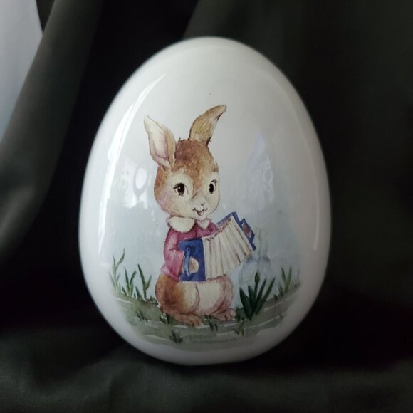 VTG Decorative Ceramic Egg With Easter Bunny Playing Accordion 6.5" Tall 4" Wide - Picture 7 of 8